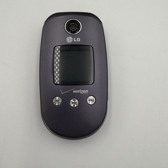 Verizon Wireless LG VX8350 Silver Camera Flip-phone - Picture 2 of 5